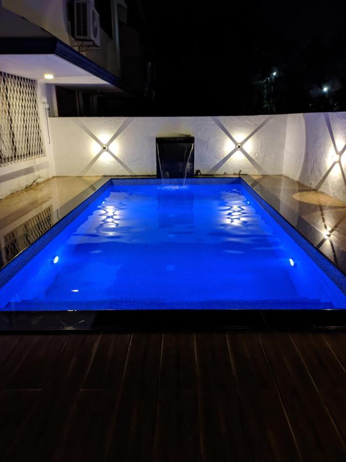 Vila The Aura Lonavala Exteriér fotografie